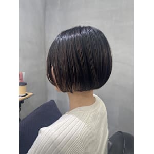 ミニボブ×ホリスティック縮毛矯正 - belta by artefice【ベルタ バイ アルテフィーチェ】【ベルタ バイ アルテフィーチェ】掲載中