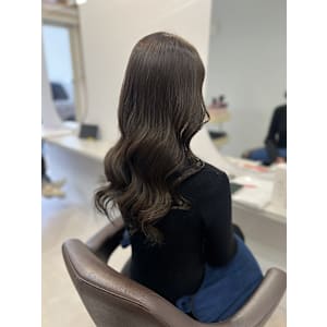 透明感ブラウンカラー - rita【リタ】掲載中