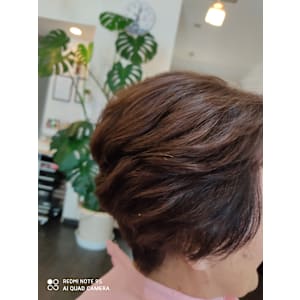 白髪染め - 美容室creek【ビヨウシツクリーク】掲載中