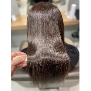 天使の縮毛矯正髪質改善酸性ストレート美髪矯正艶髪銀座有楽町 - Charm by KENJE【シャルム　バイ　ケンジ】掲載中