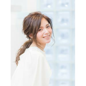 完全予約 隠れ家美容室COLORS 大月鳥沢店×スタイル