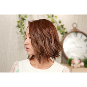 完全予約 隠れ家美容室COLORS 大月鳥沢店×スタイル