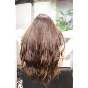 完全予約 隠れ家美容室COLORS 大月鳥沢店×スタイル