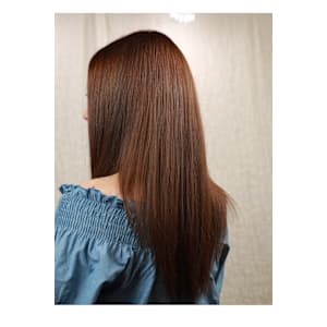 完全予約 隠れ家美容室COLORS 大月鳥沢店×スタイル