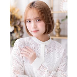 透明感ウォームブラウン小顔切りっぱなしボブ　脱白髪染め - COVER HAIR bliss【カバーヘア ブリス】北浦和/北浦和西口店【カバー ヘア ブリス キタウラワ キタウラワニシグチテン】掲載中