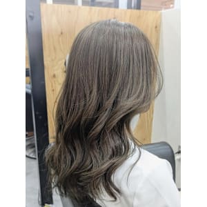 アッシュカラー/ロング/髪質改善カラー