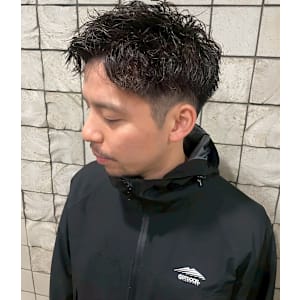 ツーブロ64 - ヒロ銀座バーバーショップ難波店【ヒロギンザバーバーショップナンバテン】掲載中