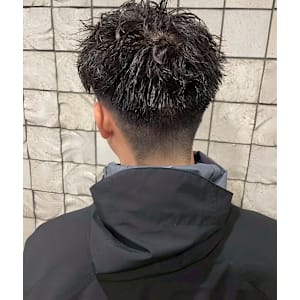 ツーブロ64 - ヒロ銀座バーバーショップ難波店【ヒロギンザバーバーショップナンバテン】掲載中