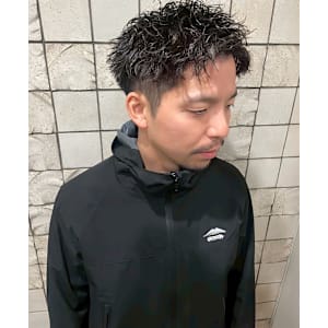 ツーブロ64 - ヒロ銀座バーバーショップ難波店【ヒロギンザバーバーショップナンバテン】掲載中