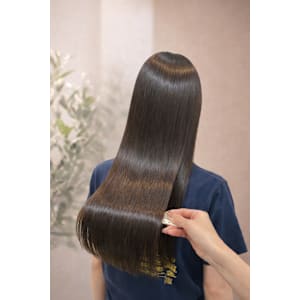 【艶強化】ナチュラルストレート - SALON MOGO IKEBUKURO【サロンモゴイケブクロ】掲載中