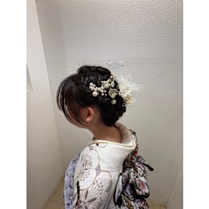 美粧ほそや 反町店×スタイル - 美粧ほそや 反町店【ビショウホソヤ タンマチテン】掲載中