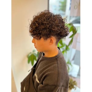 美粧ほそや 反町店×スタイル - 美粧ほそや 反町店【ビショウホソヤ タンマチテン】掲載中