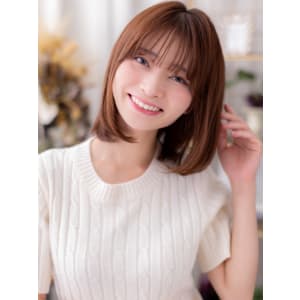 インナーカラーワンカールミディアムレイヤー　ウォームブラウン - COVER HAIR & SPA bliss【カバーヘア アンド スパ ブリス】浦和/浦和西口店【カバー ヘア アンド スパ ブリス ウラワ ウラワニシグチテン】掲載中