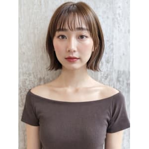 パールベージュ切りっぱなしぱっつんボブp1　ダークアッシュ - COVER HAIR bliss【カバーヘア ブリス】戸田公園/戸田公園西口店【カバーヘアブリス トダコウエン トダコウエンニシグチテン】掲載中