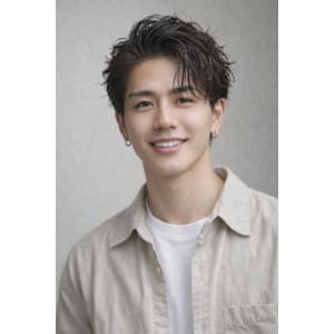 束感黒髪ナチュラル人気流行フェザーパーマ韓国風 - aux. 表参道 【オグジュアリー】【オグジュアリー】掲載中