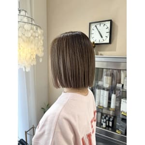 ぱつっとボブ - fig by artefice【フィグ バイ アルテフィーチェ】【フィグ バイ アルテフィーチェ】掲載中