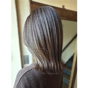 白髪ぼかしハイライトカラー