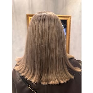 ハイトーンミルクティーベージュ - Levi 神楽坂【レヴィ カグラザカ】掲載中