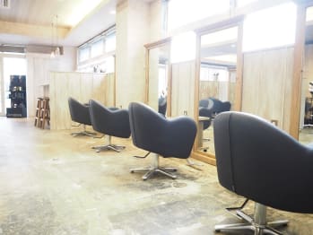 Hair Design Angelo cafe【ヘアデザイン アンジェロカフェ】(宮城県仙台市宮城野区／美容室)