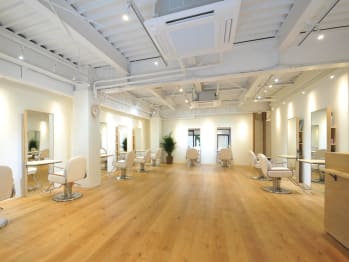 【ヘアケア特化型サロン】newi 京橋【ネウィ】【ヘアケアトッカガタサロン ネウィ キョウバシ】(大阪府大阪市都島区／美容室)