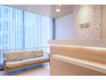 AROMA hair room 池袋店 【アロマ ヘアー ルーム】【アロマ ヘアルーム イケブクロテン】(東京都豊島区／美容室)