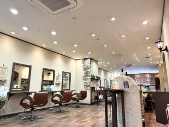 RISHE 東松戸店【リッシュ ヒガシマツドテン】(千葉県松戸市／美容室)