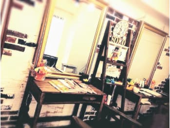 hair salon SOLO【ヘアーサロン ソロ】(福岡県福岡市中央区／美容室)