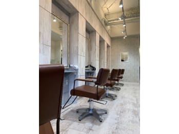 GLANZ by bloom 蛍池店【グランツ バイ ブルーム】【グランツバイブルーム】(大阪府豊中市／美容室)