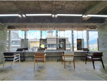freera 京都 河原町三条店【フリーラ キョウト カワラマチサンジョウテン】(京都府京都市中京区三条通河原町／美容室)