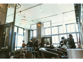 HAIR LOUNGE THREE BEE【ヘアー ラウンジ スリービー】【ヘアー ラウンジ スリービー】(沖縄県那覇市／美容室)