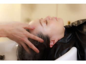 head spa & hair salon HODOKU GINZA【ヘッドスパアンドヘアサロンホドクギンザ】(東京都中央区／美容室)