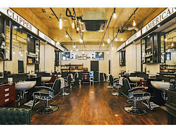Bro Tokyo BARBERSHOP 神田店 MEN'S専門理容室【ブロートーキョーバーバーショップカンダテンメンズセンモンリヨウシツ】(東京都千代田区／美容室)