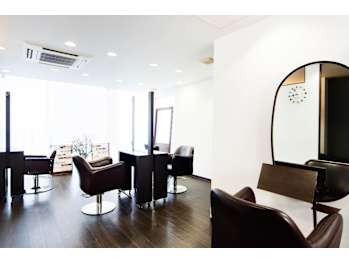 Airall【アイラル】(福岡県福岡市中央区／美容室)