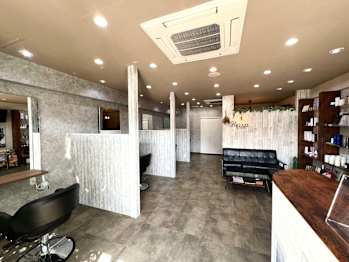 BREAZE【ブリーズ】(福岡県福岡市博多区／美容室)
