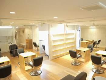 大阪なんば 骨格診断カット PEACE by CITA【ピース バイ シータ】【オオサカナンバ コッカクシンダンカット ピースバイシータ】(大阪府大阪市中央区／美容室)