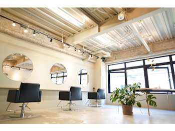NOUS HAIR DESIGN【ヌース ヘアーデザイン】(福岡県福岡市中央区／美容室)