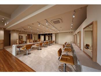 Ash 横浜瀬谷店【アッシュヨコハマセヤテン】(神奈川県横浜市／美容室)