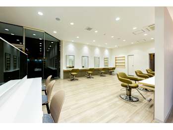ルクール ヘア&ビューティー上越店【ルクール ヘアアンドビューティージョウエツテン】(新潟県上越市／美容室)