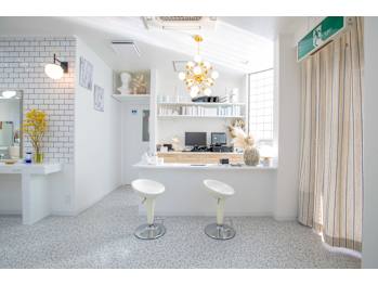 似合わせ前髪×韓国レイヤー LOMARLIE【ロマーリ】倉敷店【ニアワセマエガミ カンコクレイヤー ロマーリ クラシキテン】(岡山県倉敷市／美容室)