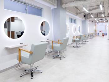 tRe hair 京都 烏丸 MILBON オージュア認定サロン【トレヘアー】【トレヘアー キョウト カラスマ ミルボン オージュア ニンテイサロン】(京都府京都市／美容室)