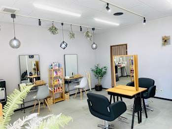 髪質改善Colors cafe plus 伊勢崎田部井店【カミシツカイゼンカラーズカフェプラスイセサキタベイテン】(群馬県伊勢崎市／美容室)