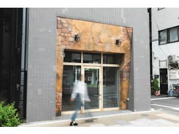 inswer 髪質改善 美地肌 ヘッドスパ 上野【アンサー カミシツカイゼン ビジハダ ヘッドスパ ウエノ】(東京都台東区／美容室)