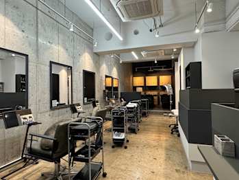 AROH -men’s cut & men's perm- 船橋店【アローメンズカットアンドメンズパーマフナバシテン】(千葉県船橋市／美容室)