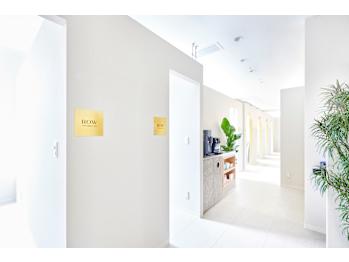 全席個室【髪質改善×ヘアケア特化型サロン】newi京都四条烏丸【8/25NEW OPEN(予定)】【ゼンセキコシツ カミシツカイゼンヘアケアトッカガタサロン ネウィ キョウトシジョウカラスマ】(京都府京都市中京区／美容室)