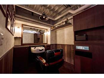 LAVIE NEW STANDARD BARBER HANARE 新宿(東京都新宿区)