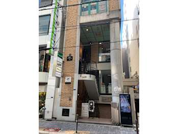 LAFF 心斎橋店(大阪府大阪市中央区)