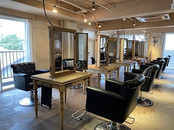 FLICK HAIR SALON 梅田茶屋町2号店【フリック ヘア サロン】(大阪府大阪市北区)