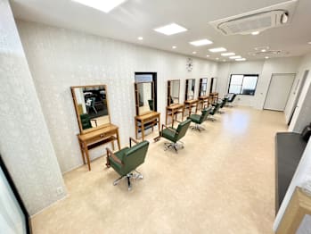 LeaF新松戸【リーフシンマツド】(千葉県松戸市／美容室)