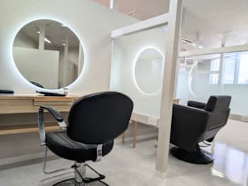 Carrefour LOCO Kyogoku八潮店【カルフールロコキョウゴク】【カルフールロコ キョウゴクヤシオテン】(埼玉県八潮市／美容室)