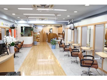トータルサロン ミーナ【トータルサロン ミーナ】(広島県広島市中区／美容室)
